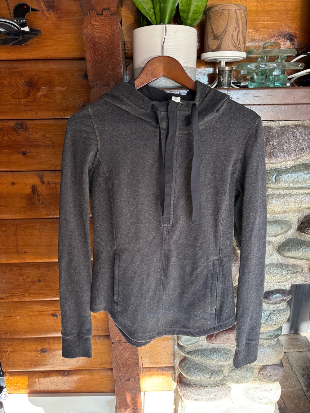 Lululemon Charcoal Grey Pullover Hoodie Ribbon Drawstring Size 8